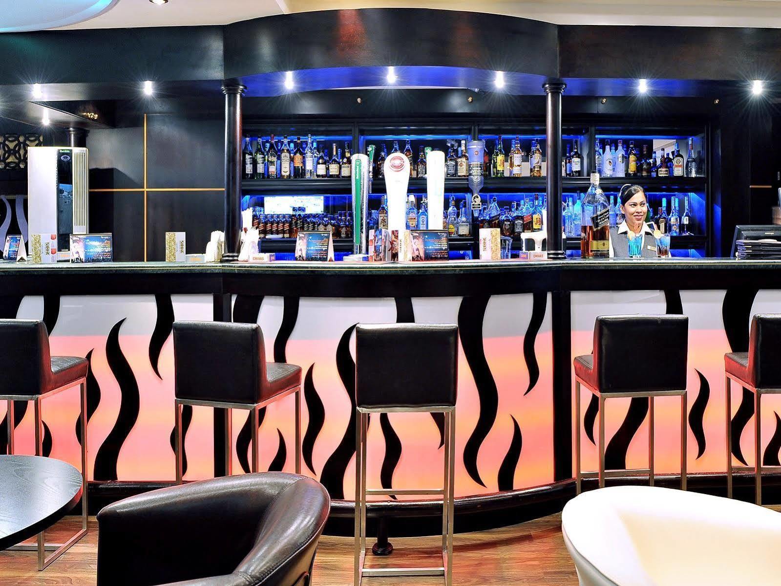 Signature Inn Al Riqqa Dubaj Zewnętrze zdjęcie